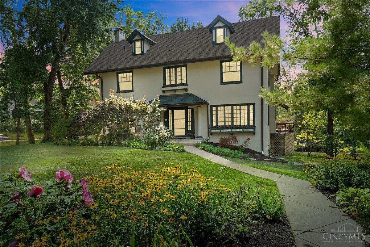 Property Photo: 3959 Red Bud Avenue OH 45229