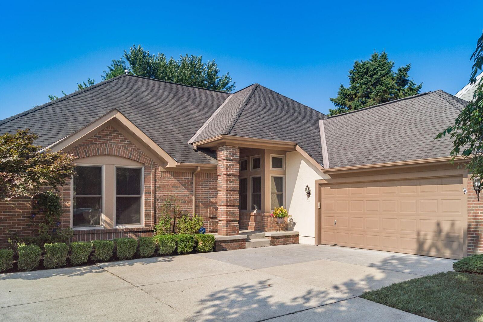 Property Photo:  4665 Coolbrook Drive  OH 43026 