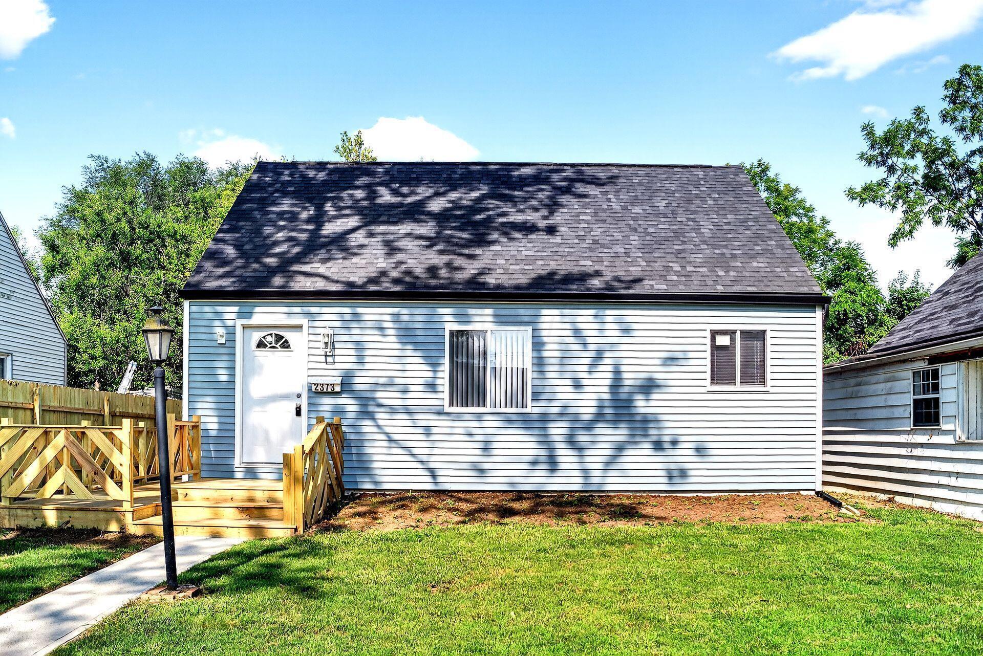 Property Photo: 2373 Delbert Road OH 43211
