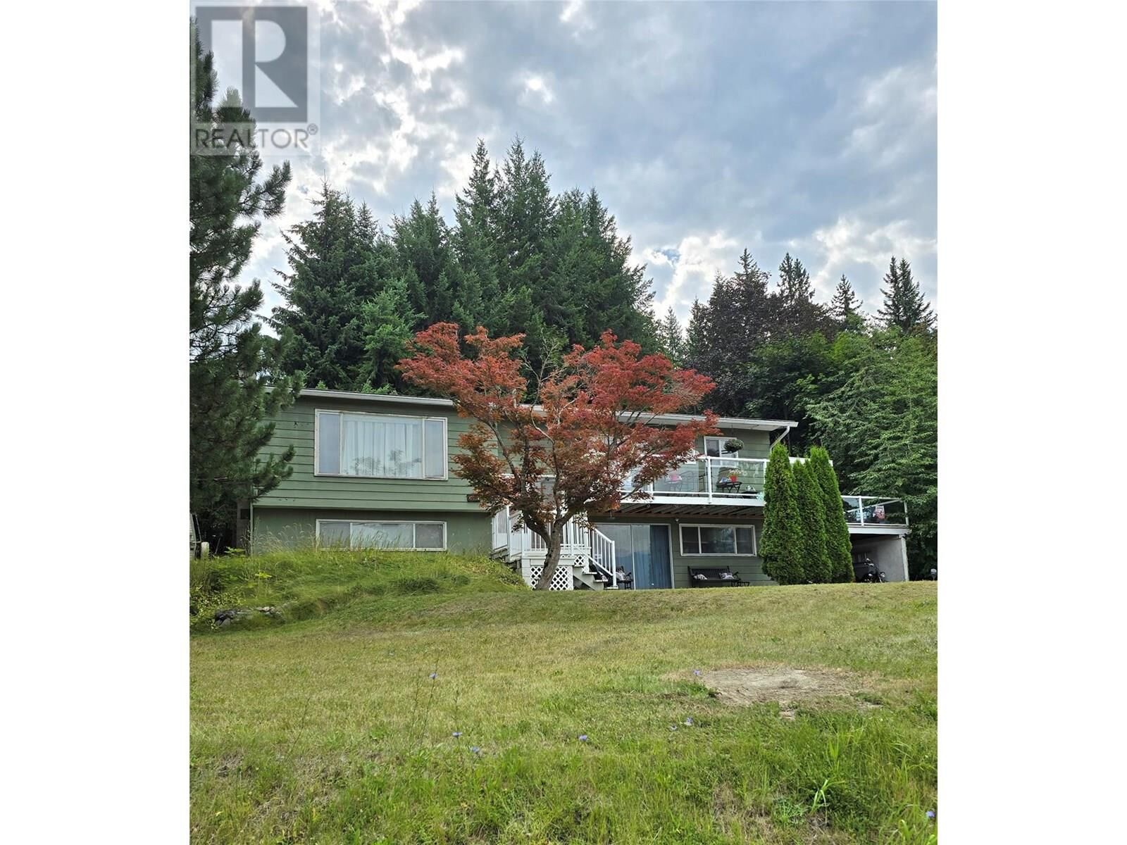 Property Photo:  2030 Auto Road Southeast  BC V1E 2J7 