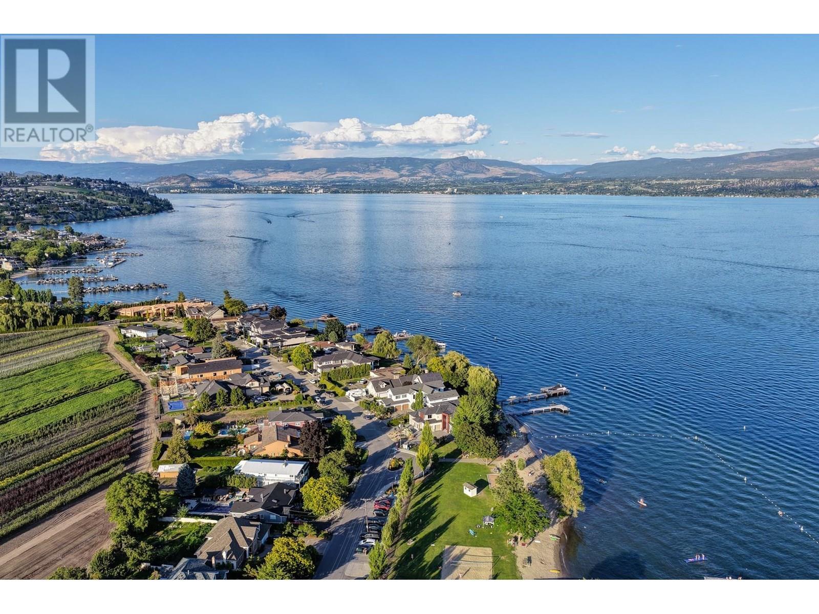 Photo de la propriété:  1579 Pritchard Drive  BC V4T 1X4 
