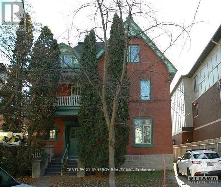 458 Maclaren Street 1A  Ottawa ON K1R 5K6 photo