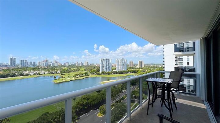 Property Photo: 3675 N Country Club Dr 2007 FL 33180