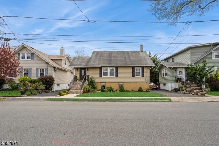 Property Photo: 512 Russell Ave NJ 07657