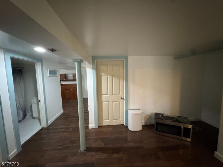 Property Photo:  24 N Chester Ave  NJ 08075 