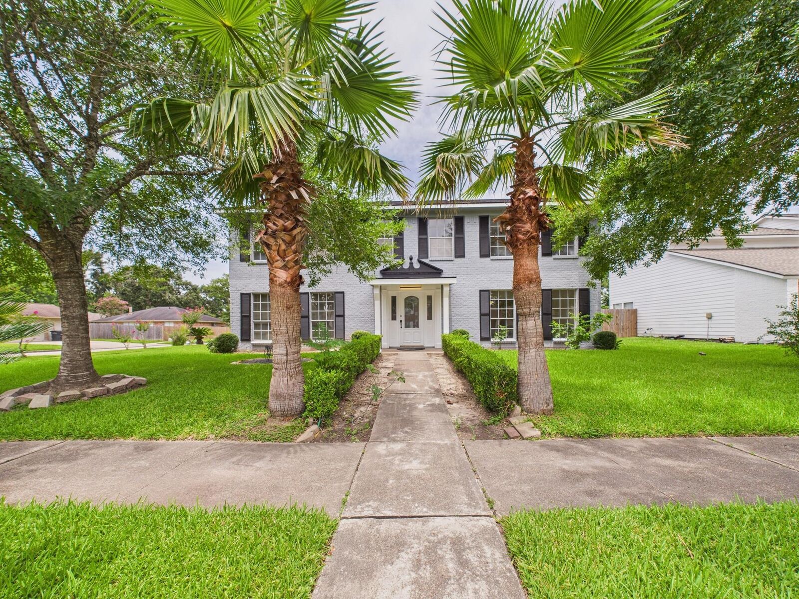Property Photo:  459 Woodrail Drive  TX 77598 