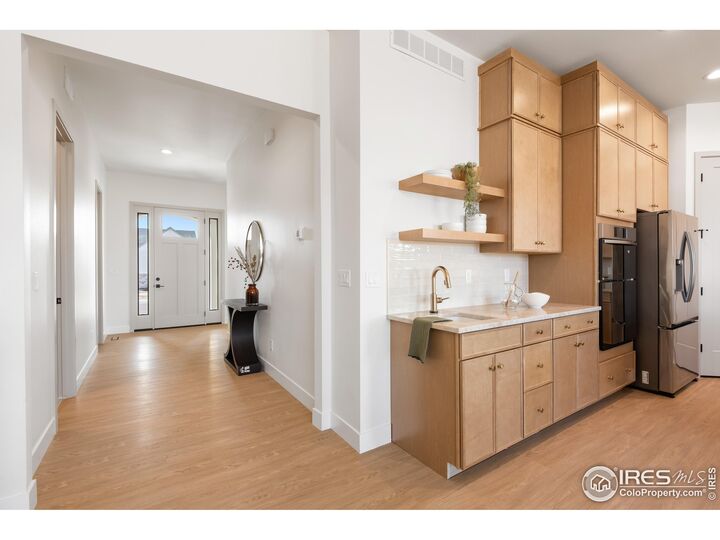 Property Photo: 165 Boxwood Dr CO 80550