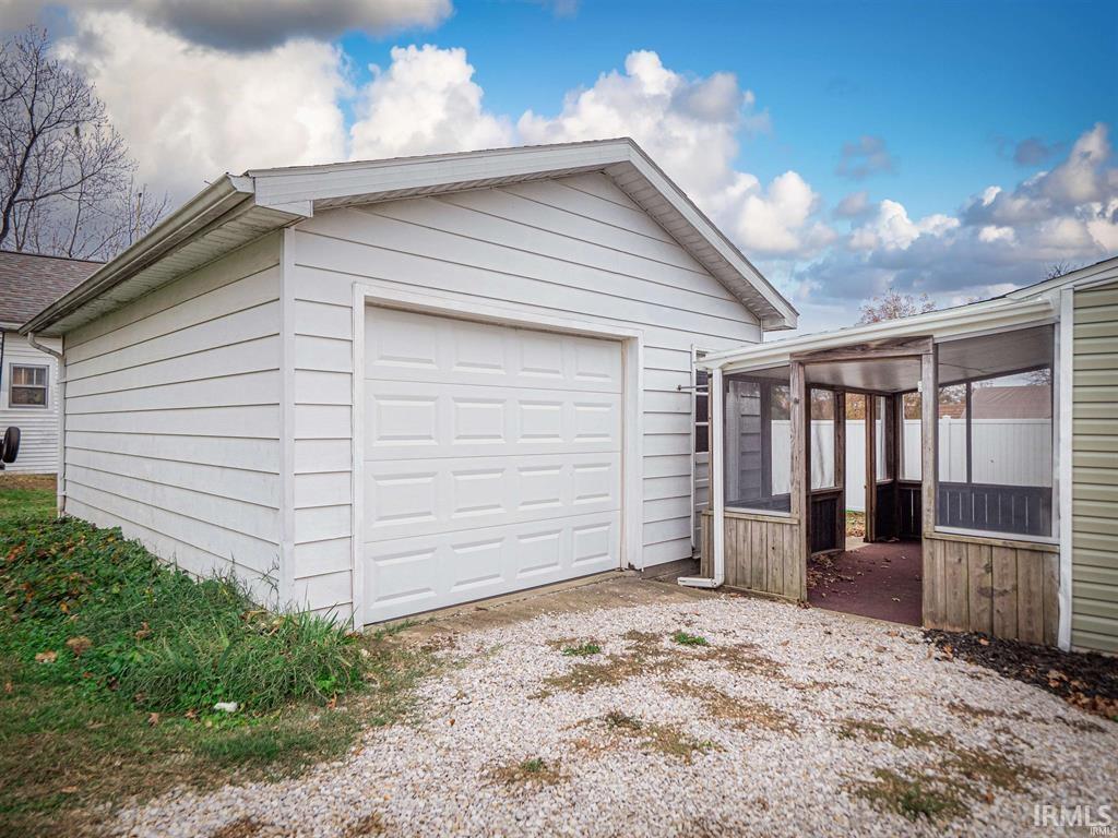 Property Photo: 208 S Race Street IN 47670