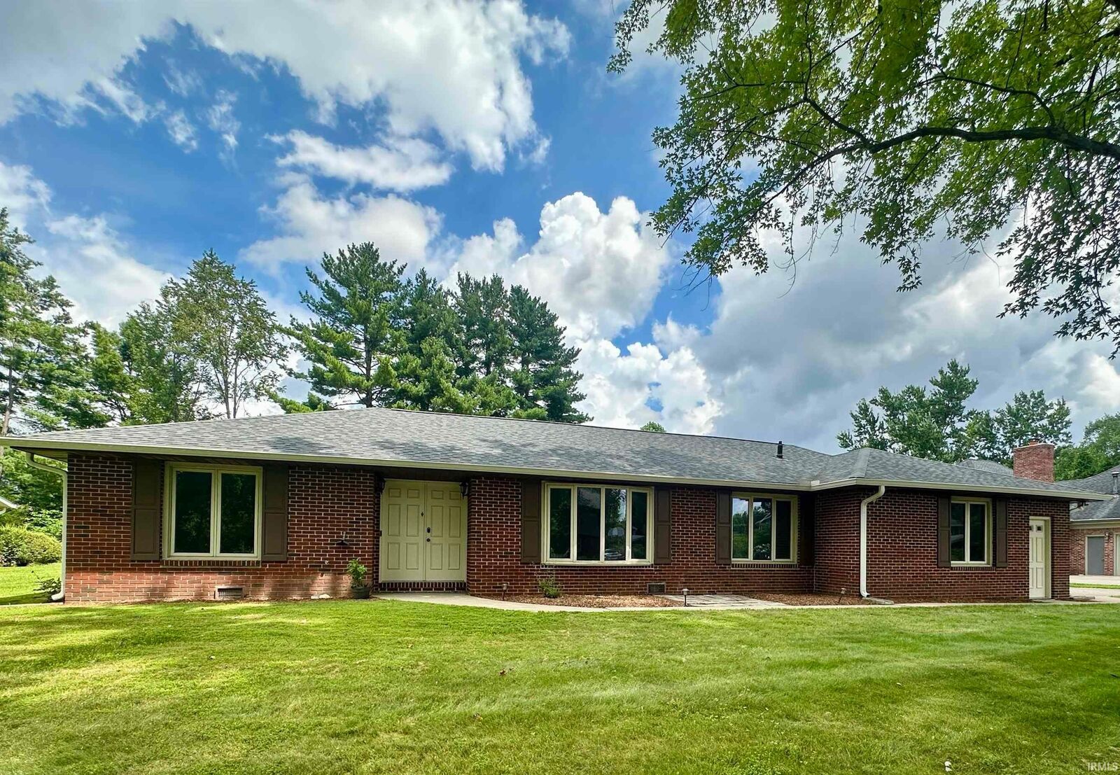 Property Photo:  2405 E Rechter Road  IN 47401-6122 