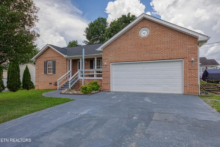 Property Photo:  157 Acorn Drive  TN 37721 