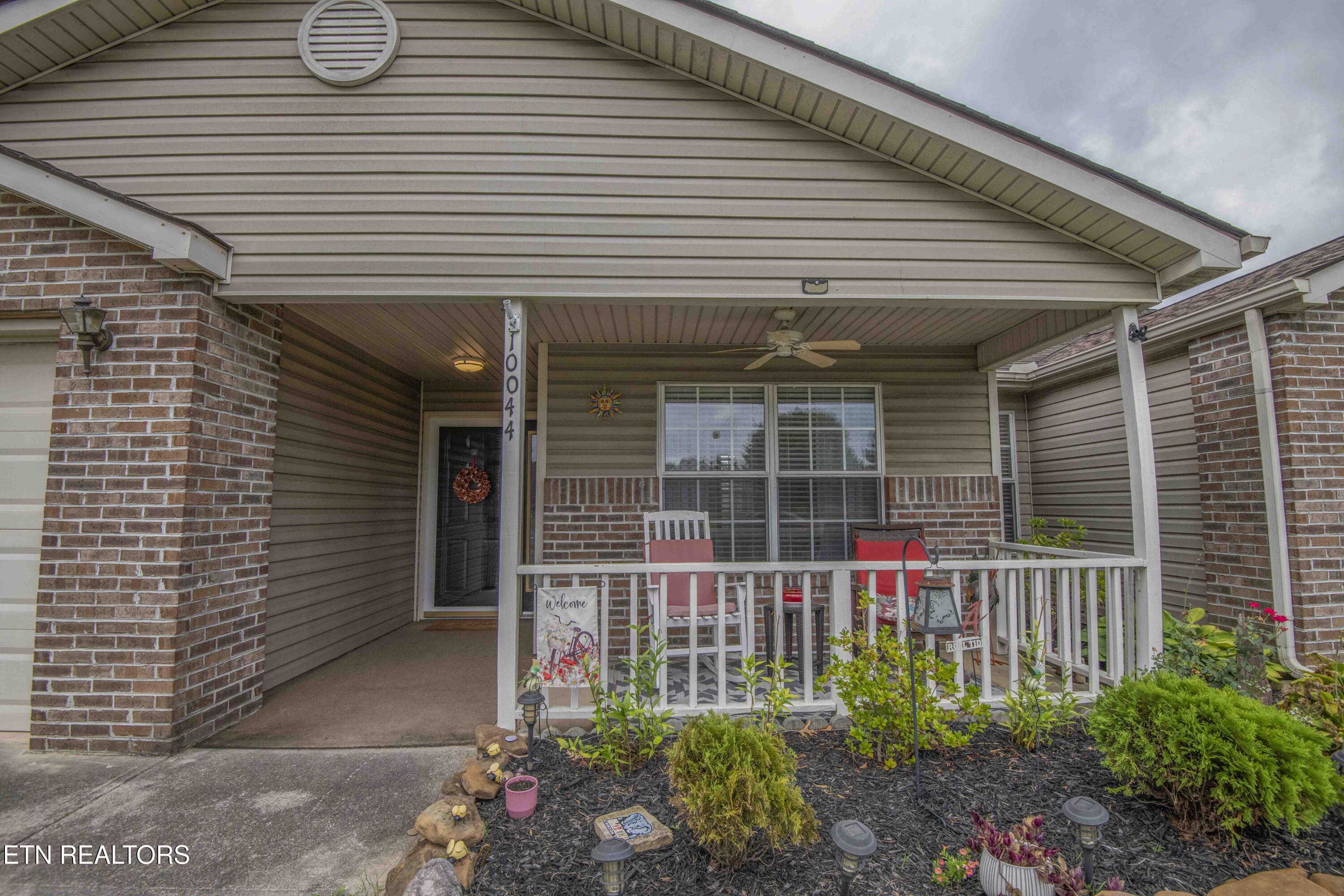 Property Photo: 10044 Greylock Way TN 37931