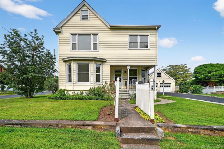 77 Thompson Avenue  White Plains NY 10603 photo