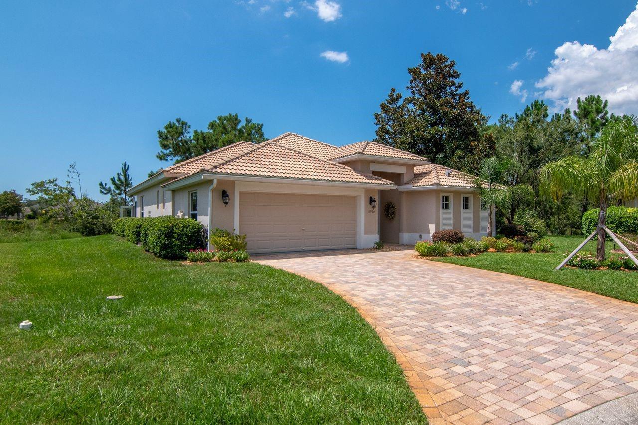 Property Photo:  8910 Jericho Road  FL 34613 