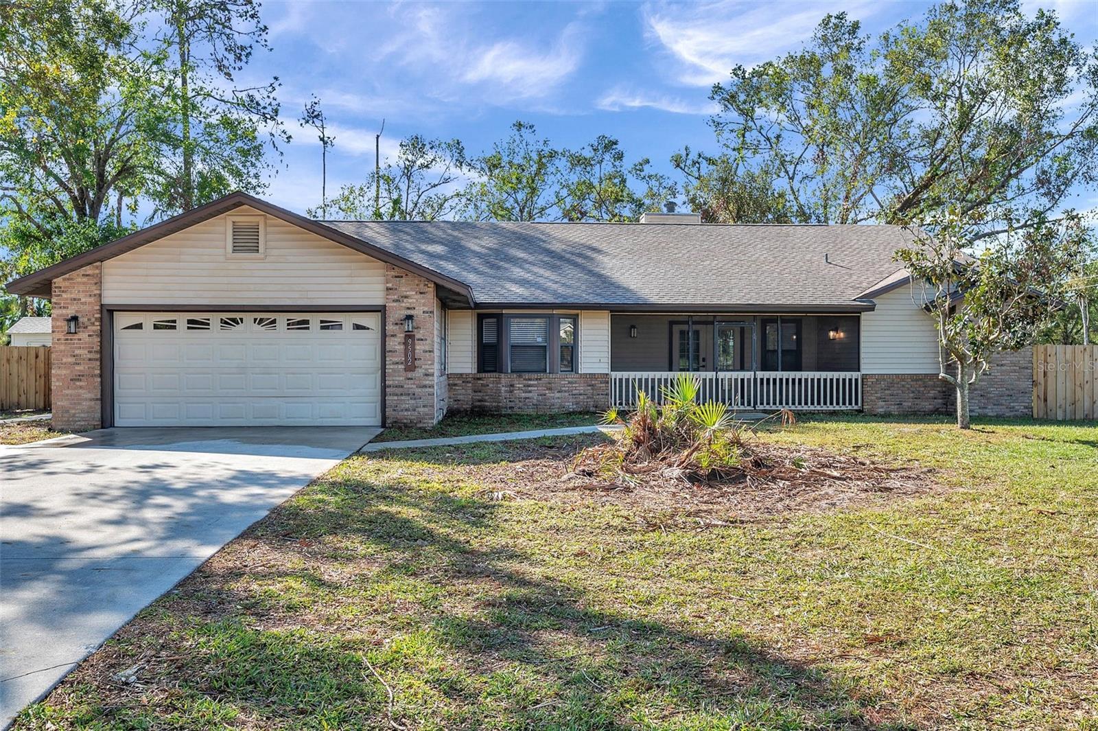 Property Photo: 9502 59th Avenue E FL 34202