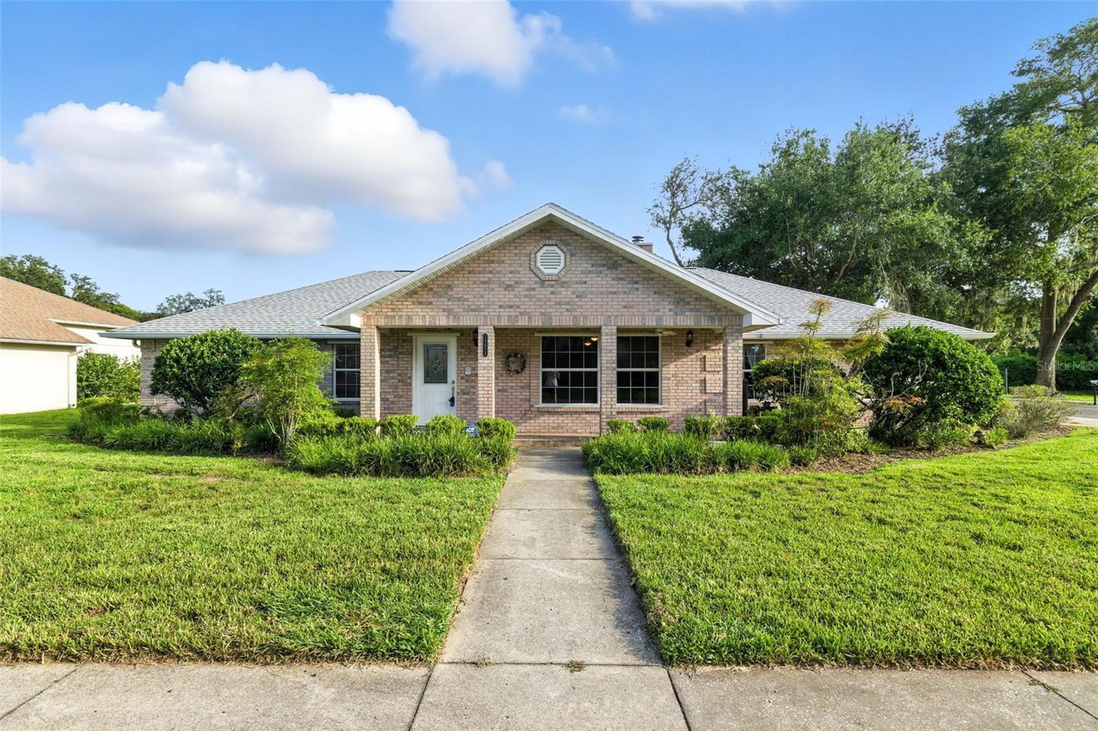 Property Photo: 38634 Evelyn Lane FL 33542