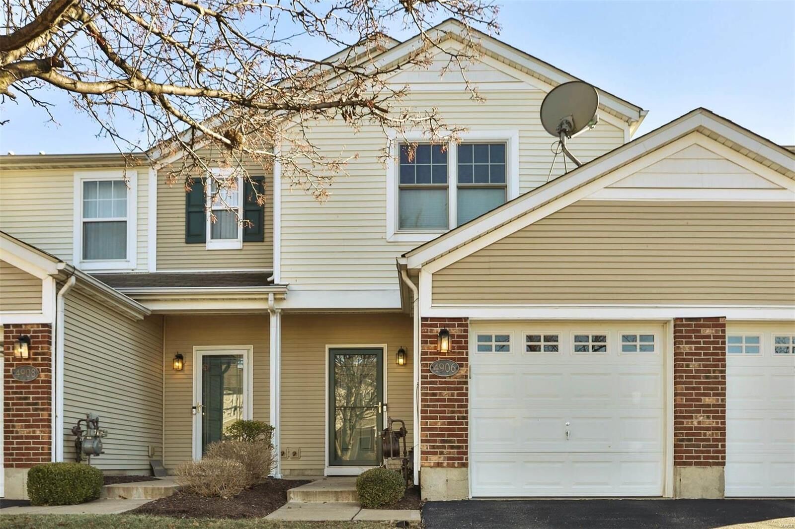 Property Photo:  4906 Heritage Heights Circle  MO 63042 