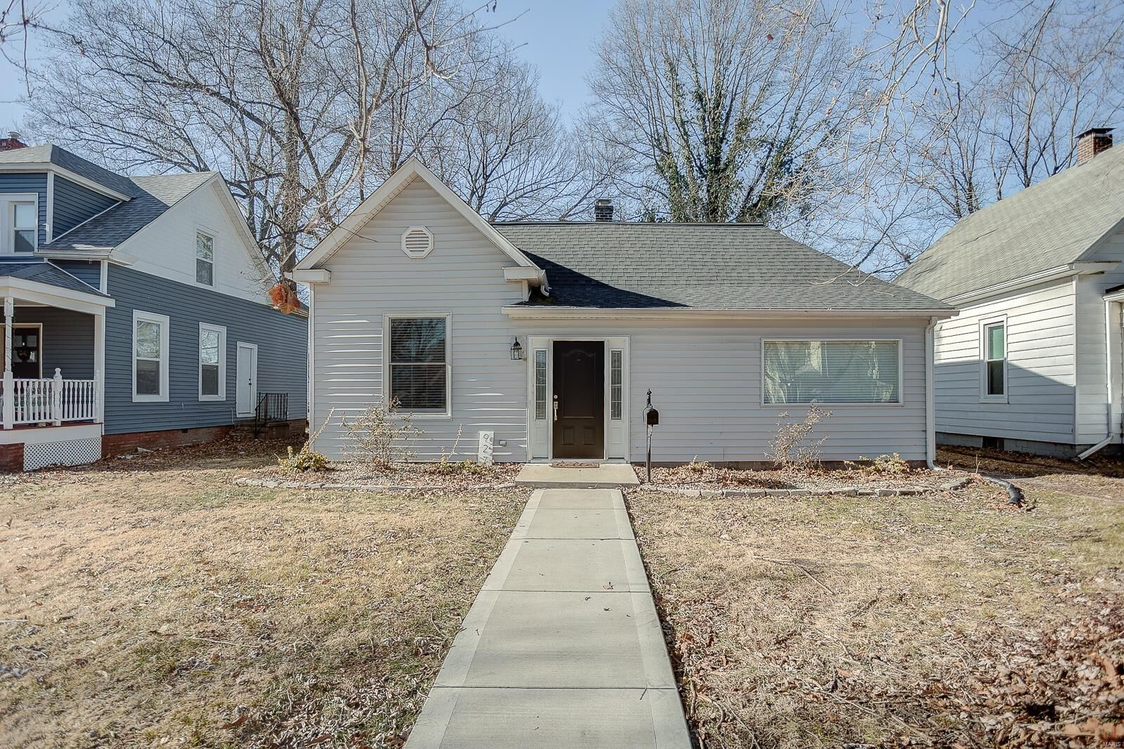 Property Photo:  927 Troy Road  IL 62025 
