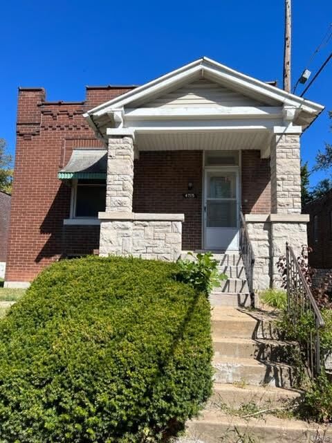 Property Photo:  4715 Ashland Court  MO 63115 