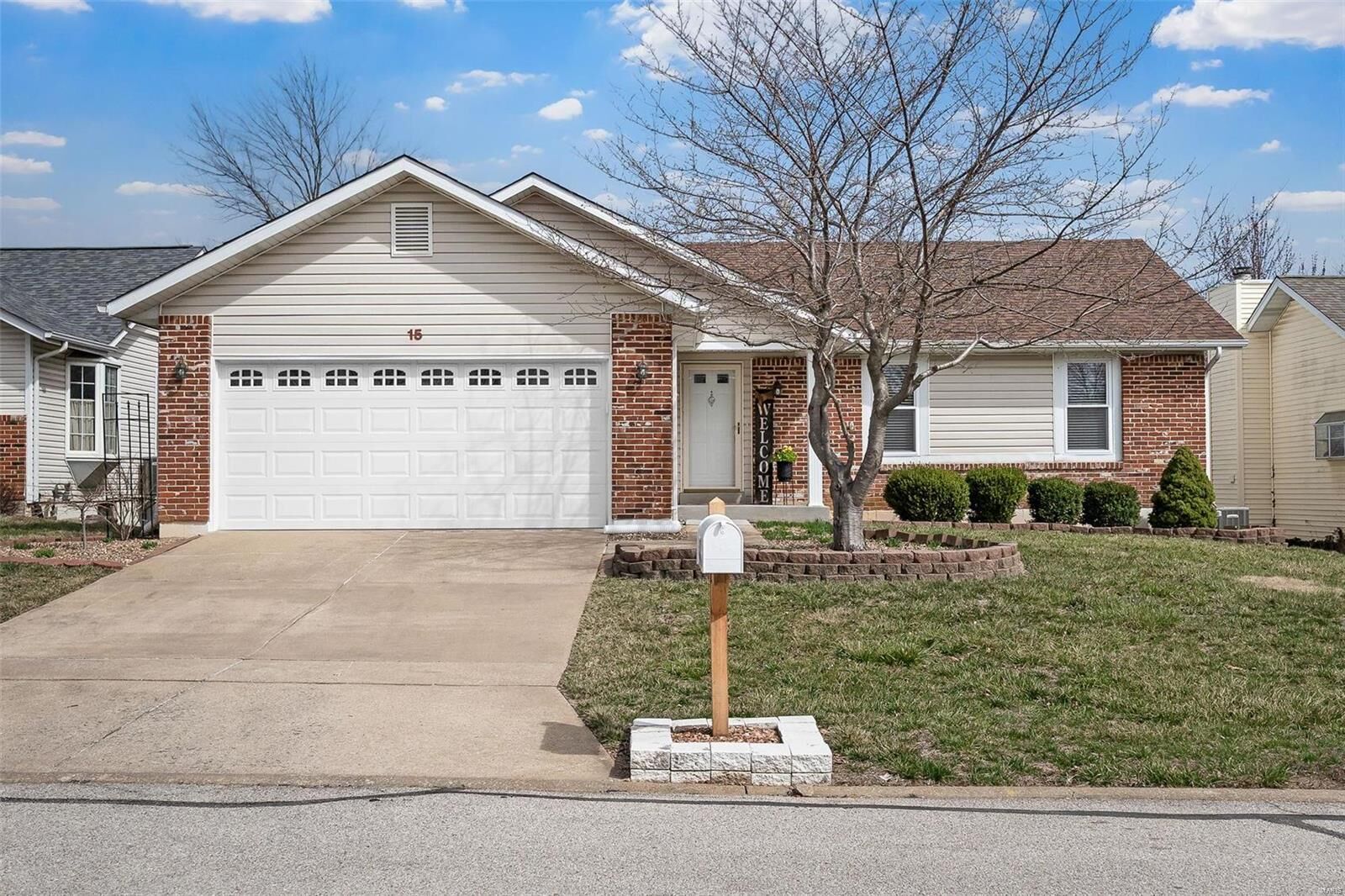 Property Photo:  15 Dorchester Court  MO 63376 