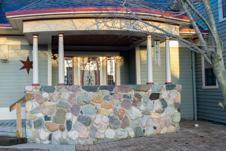 Property Photo:  136 E South Street  MI 49011 