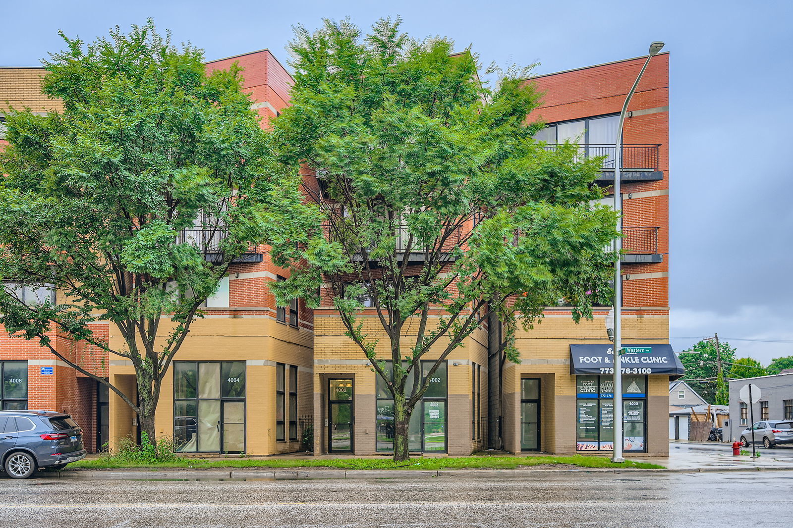 Property Photo:  4002 S Western Avenue 2  IL 60609 