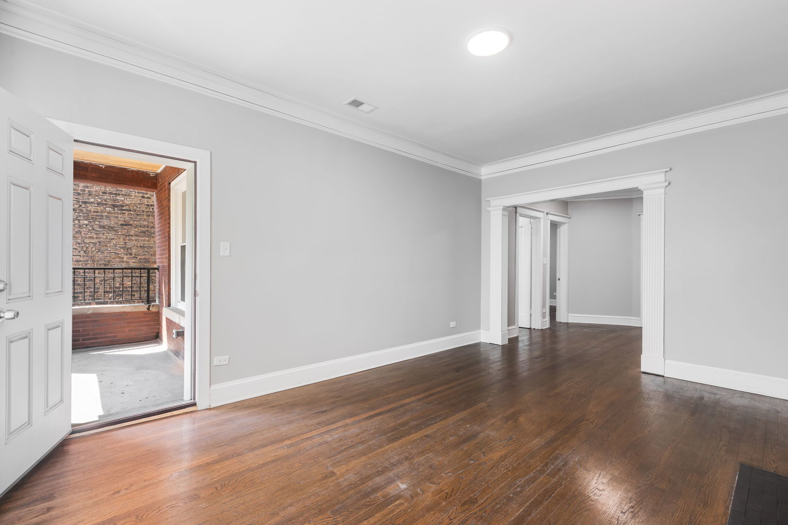 Property Photo:  5724 S King Drive 2  IL 60637 