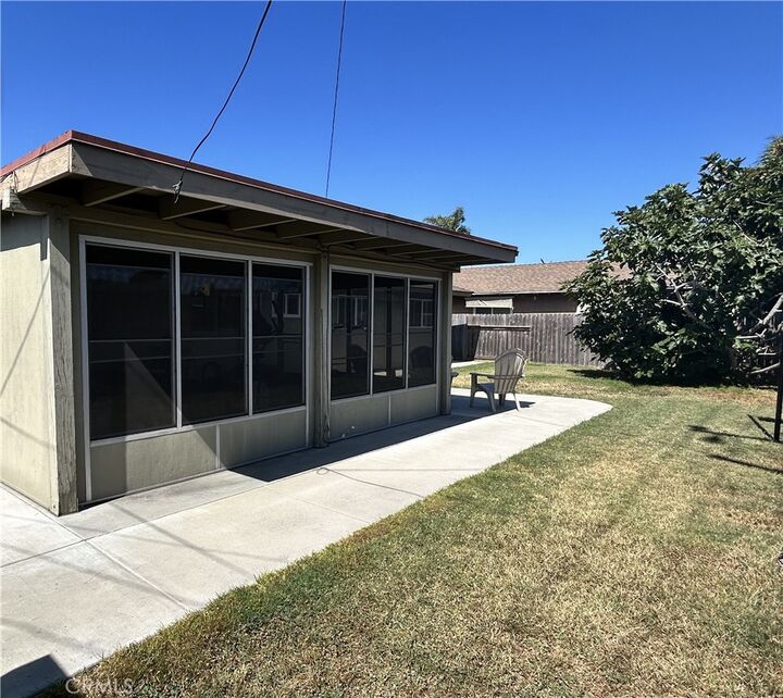 Property Photo:  6552 Oakgrove Circle  CA 92647 