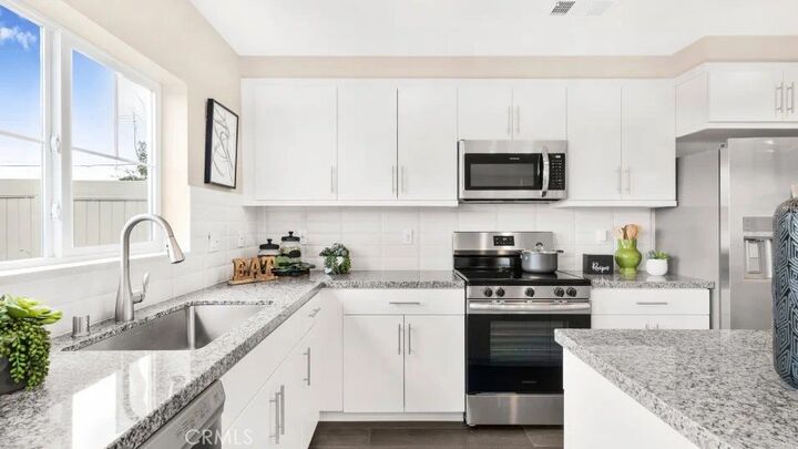 Property Photo:  19183 Beech Grove Street  CA 92507 