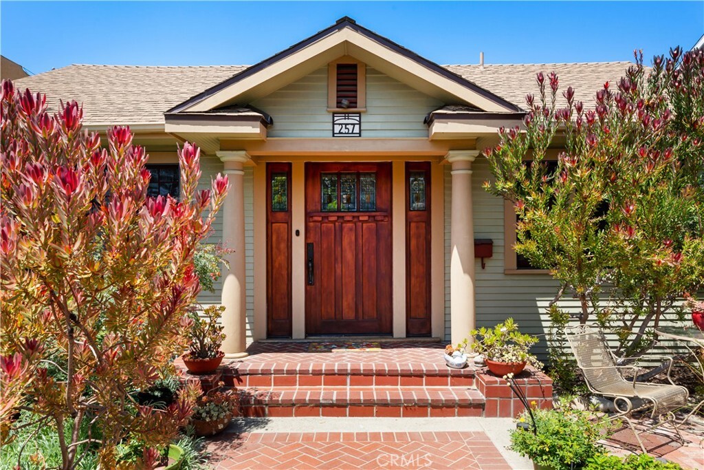 Property Photo: 257 Euclid Avenue CA 90803