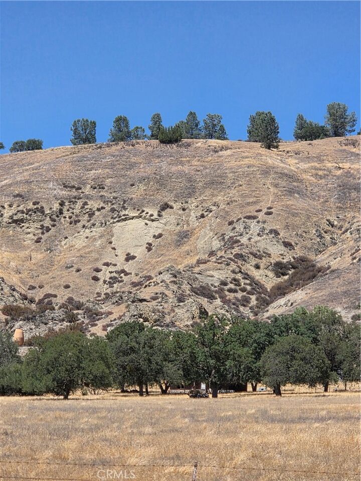 312 Oak Street  San Miguel CA 93451 photo