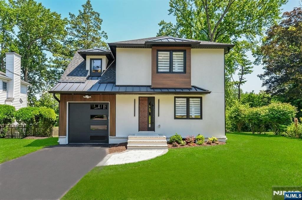 72 Roosevelt Street  Cresskill NJ 07626 photo
