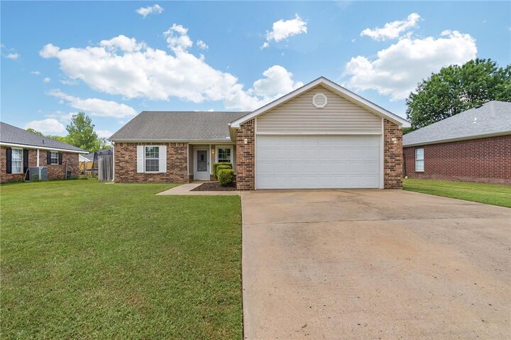 1415 Camellia Lane  Fayetteville AR 72704 photo