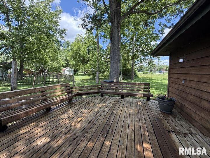 Property Photo:  101 Kim Street  IL 62924 