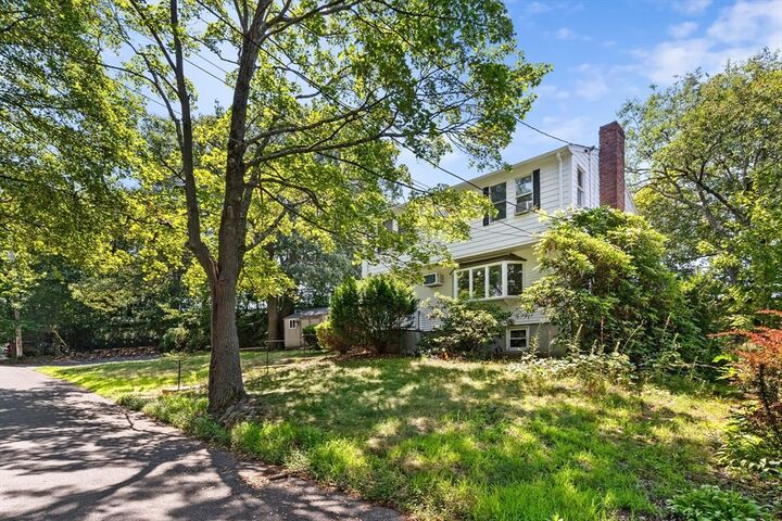 Property Photo: 72 Hathaway Cir MA 02476