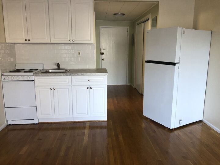 Property Photo:  22 Chestnut Place M4  MA 02445 