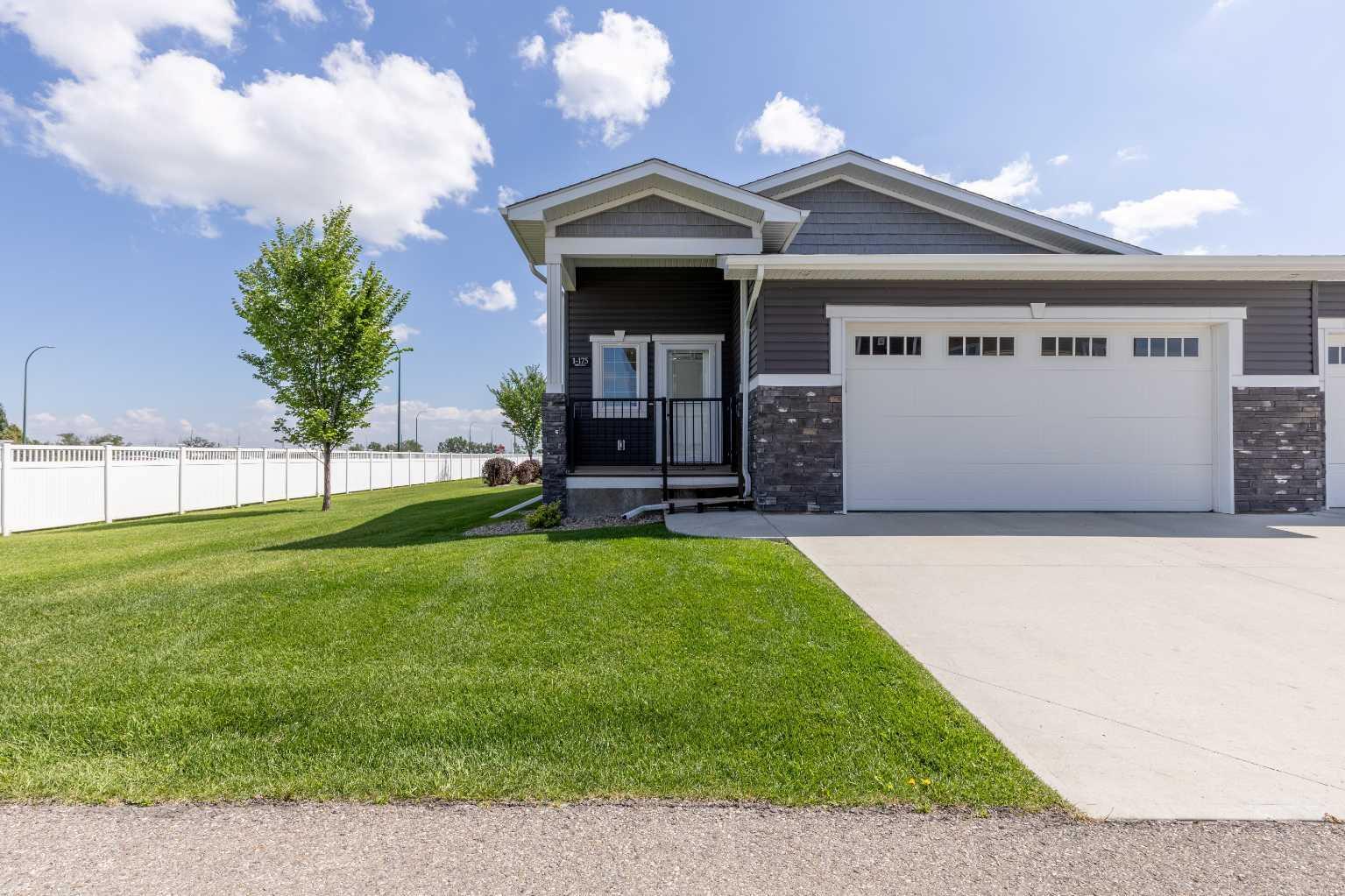Property Photo:  175 Fairmont Boulevard S 1  AB T1K 7E8 