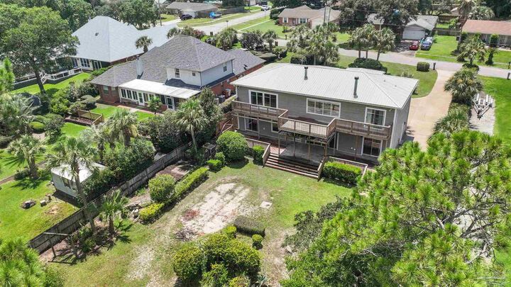 Property Photo:  7902 Sleepy Bay Blvd  FL 32566 