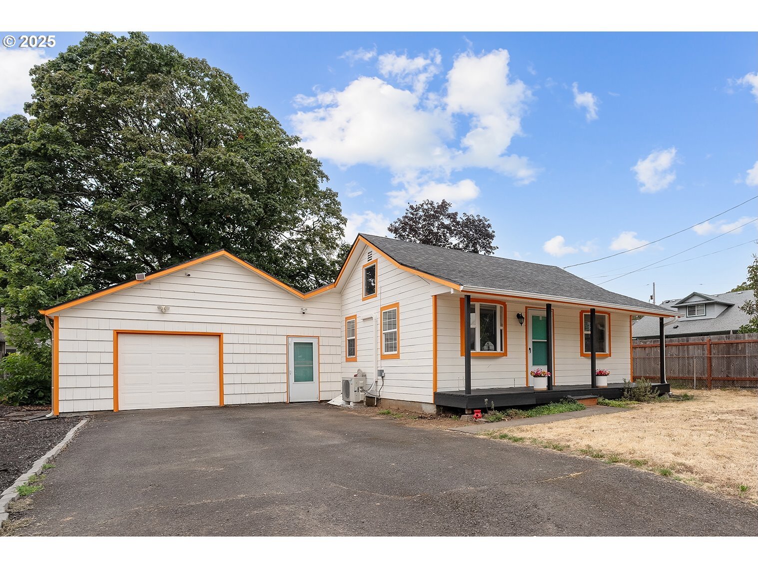 8433 SE 67th Ave  Portland OR 97206 photo