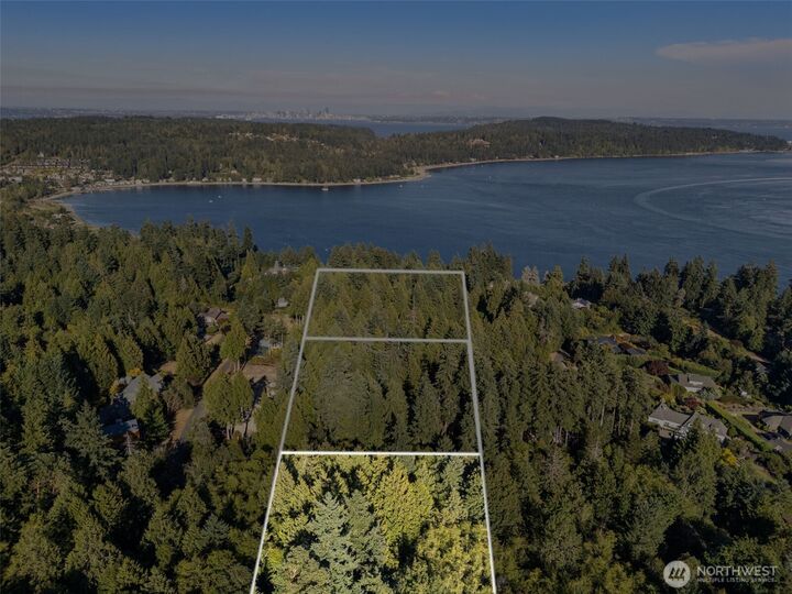 Property Photo: 0 NE Latyson Lane WA 98110