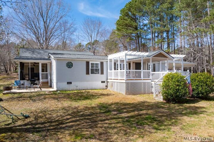 Property Photo:  170 Windward Drive  NC 27850 