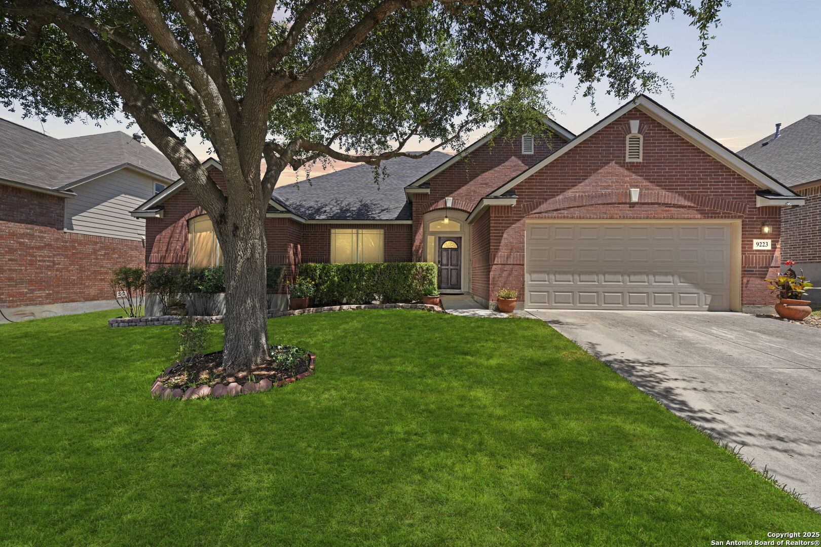 Property Photo: 9223 Putnam Drive TX 78023