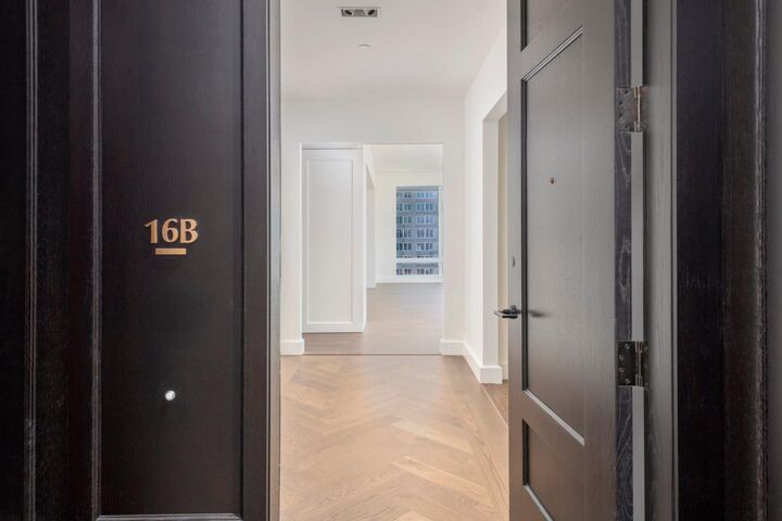 Property Photo: 706 Mission Street 16B CA 94103