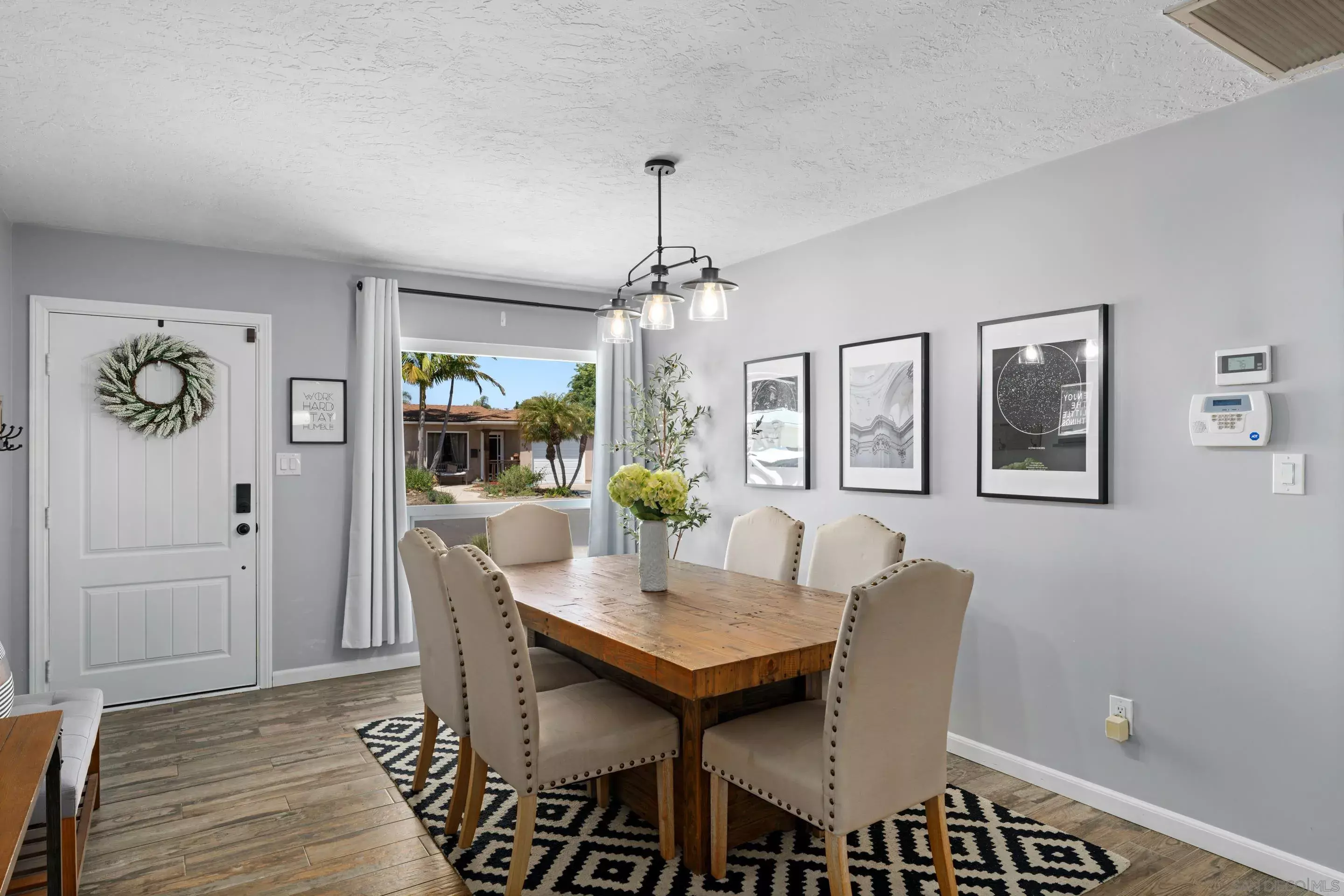 Property Photo: 3375 Karok Avenue CA 92117