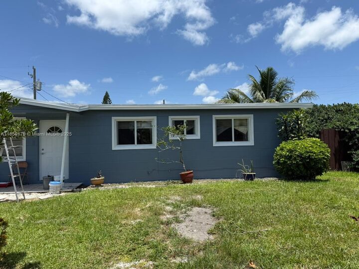 Property Photo: 10425 SW 152nd St 10425 FL 33157