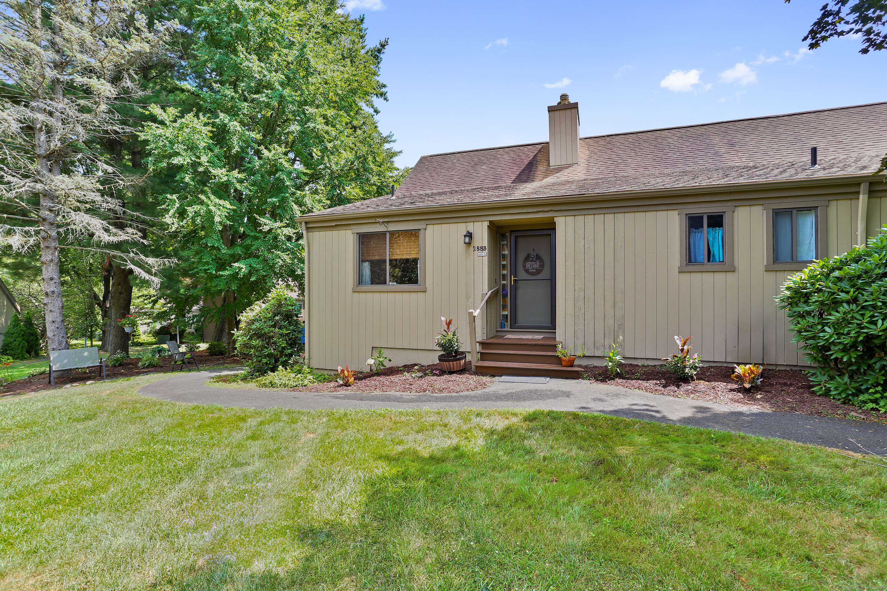 Property Photo:  288B Agawam Drive  CT 06614 