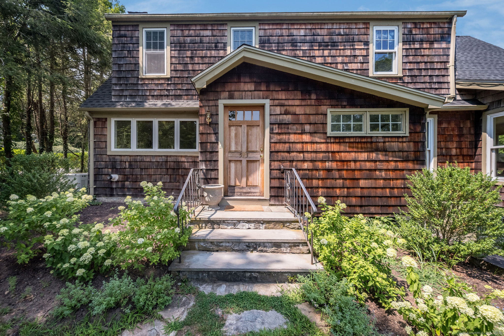 Property Photo: 593 Route 148 CT 06419