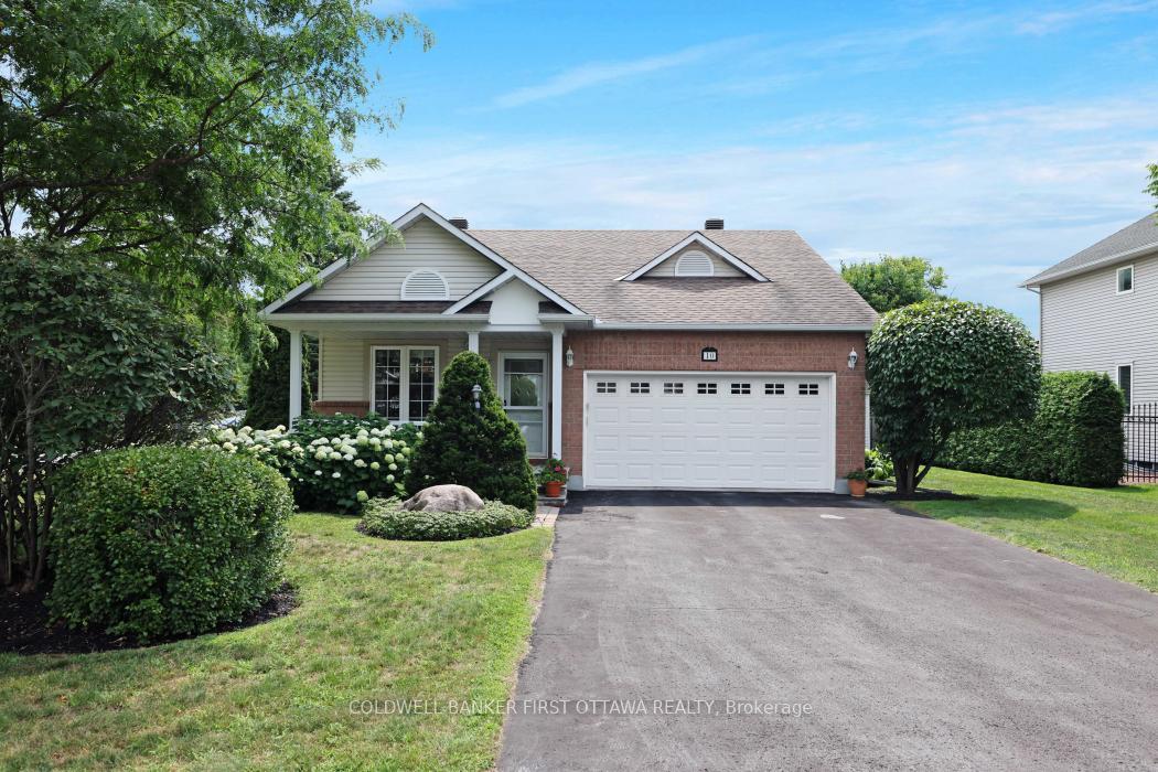10 Ladybirds Crescent  Stittsville - Munster - Richmond ON K2S 1Z6 photo