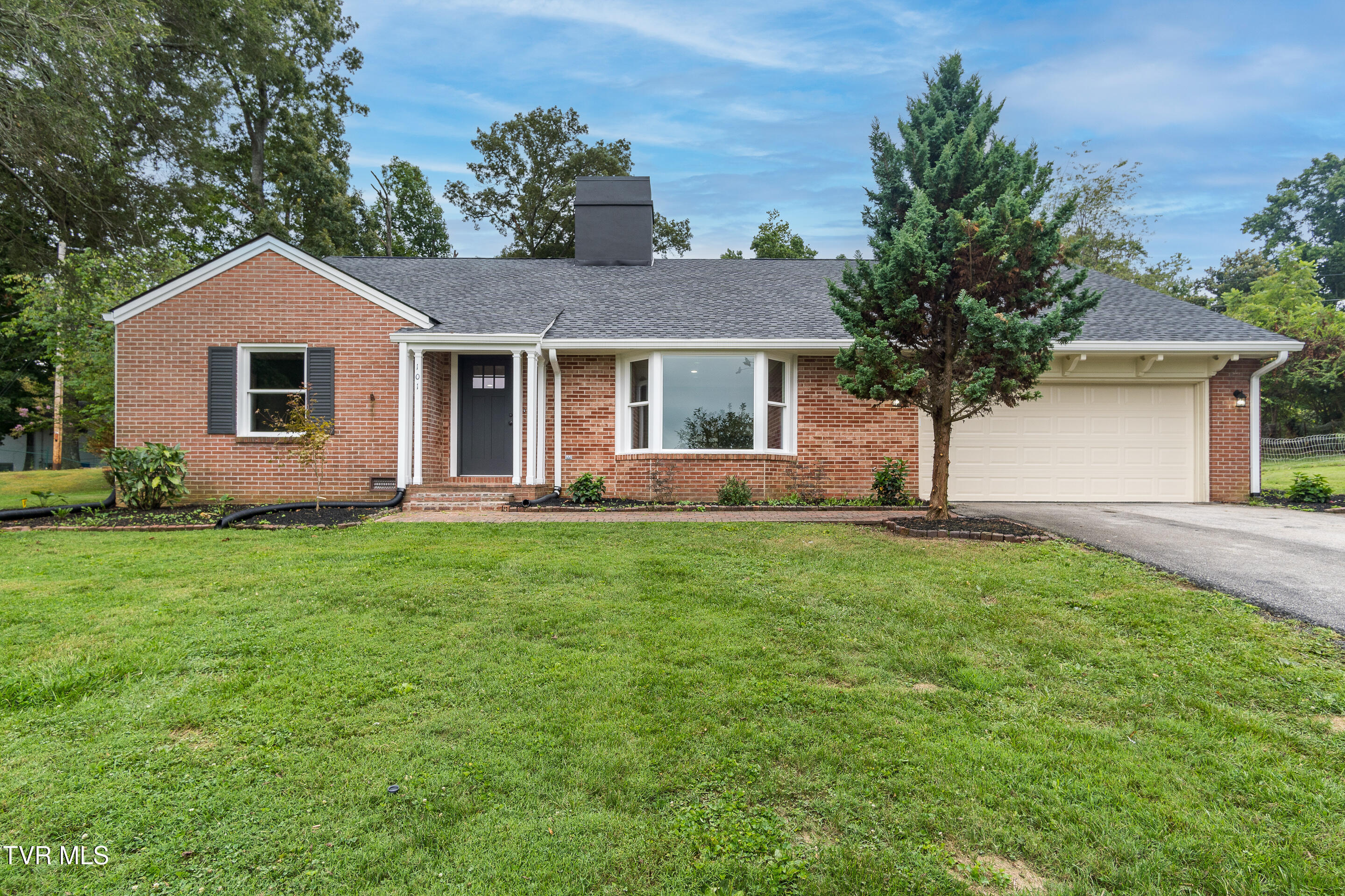 101 McCormick Circle  Greeneville TN 37745 photo