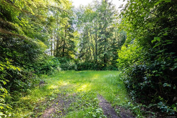 1208 Lynn Rd — photo 1