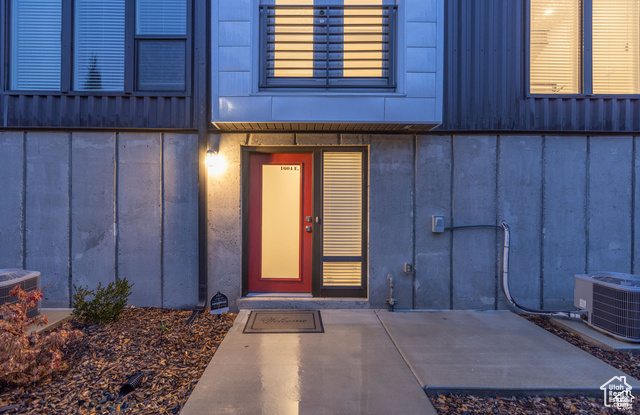 Property Photo: 1604 E 3300 S UT 84106